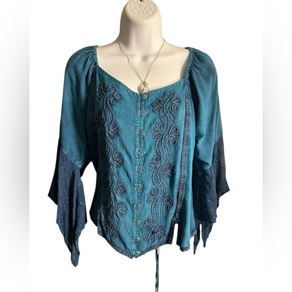Lapogee Blouse S/M. 01BL/BL.  134
